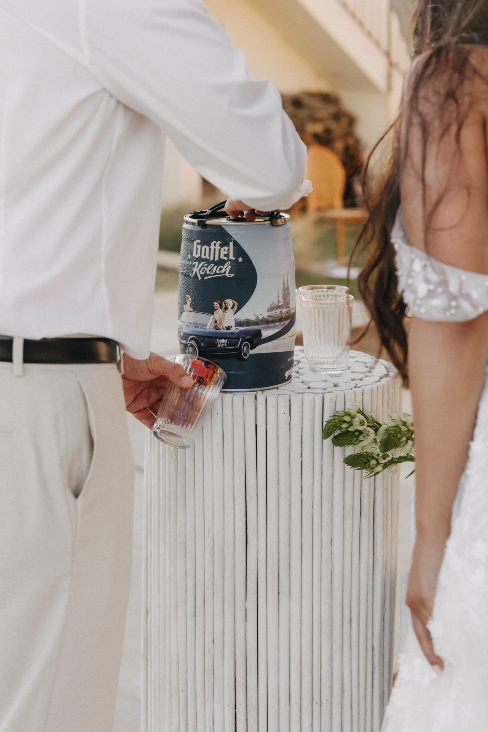 Hochzeitspaar Alysia und Dan Schloss Bensberg